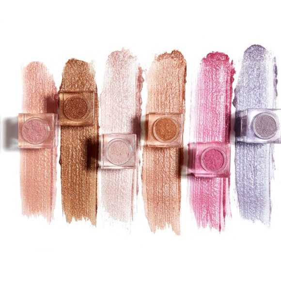 KKW Beauty Ultrabeam Highlight *Peach* - Picture 7 of 10